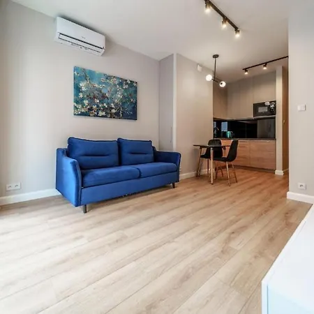 Golden Apartments/city Center/s65/28