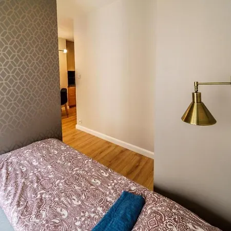 Golden Apartments/city Center/s65/28 Warsaw